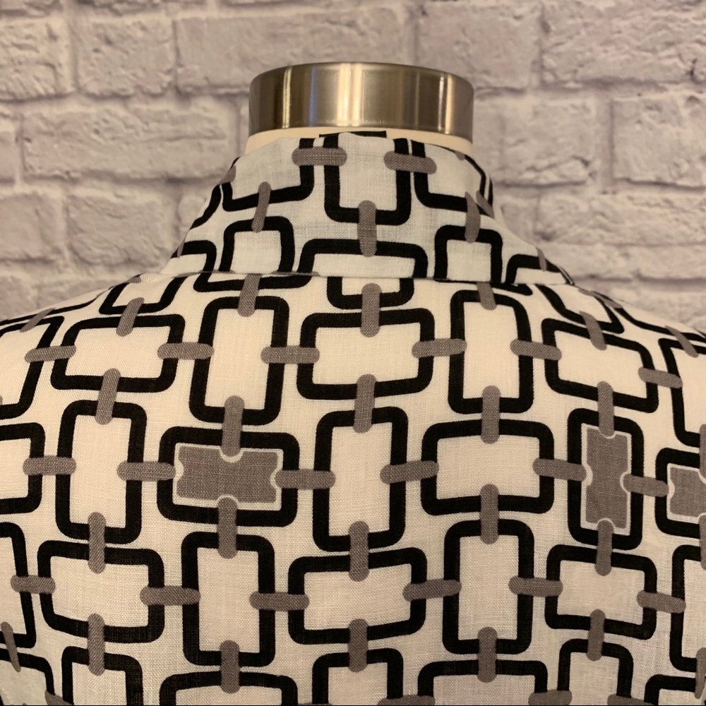 Carole Little Linen Blouse w/Buckle Embellishment - Picture 12 of 14